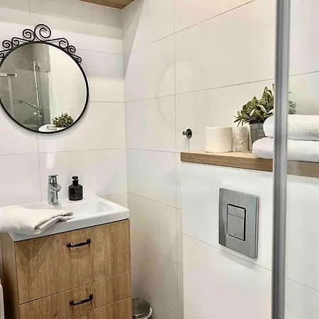 D 200m Do Plaży Apartament *