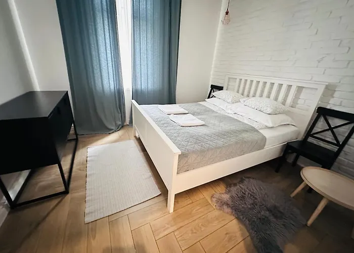 D 200m Do Plazy Апартаменты